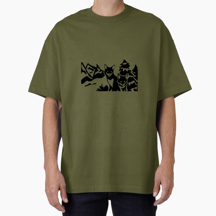 Wolf Habitat Landscape Silhouette Oversized T-Shirt 